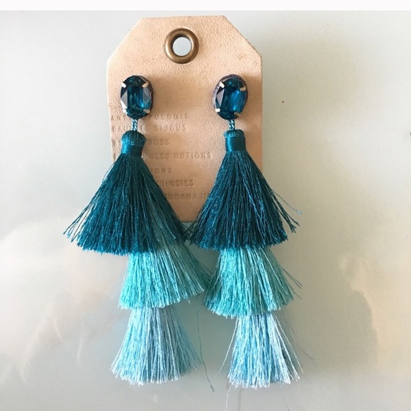 SOLD!!! ANTHROPOLOGIE Teal Tassel Cha Cha Earrings - Picture 2 of 6